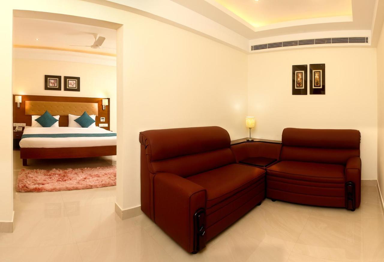 Vishnu Inn Ґуруваюр Екстер'єр фото