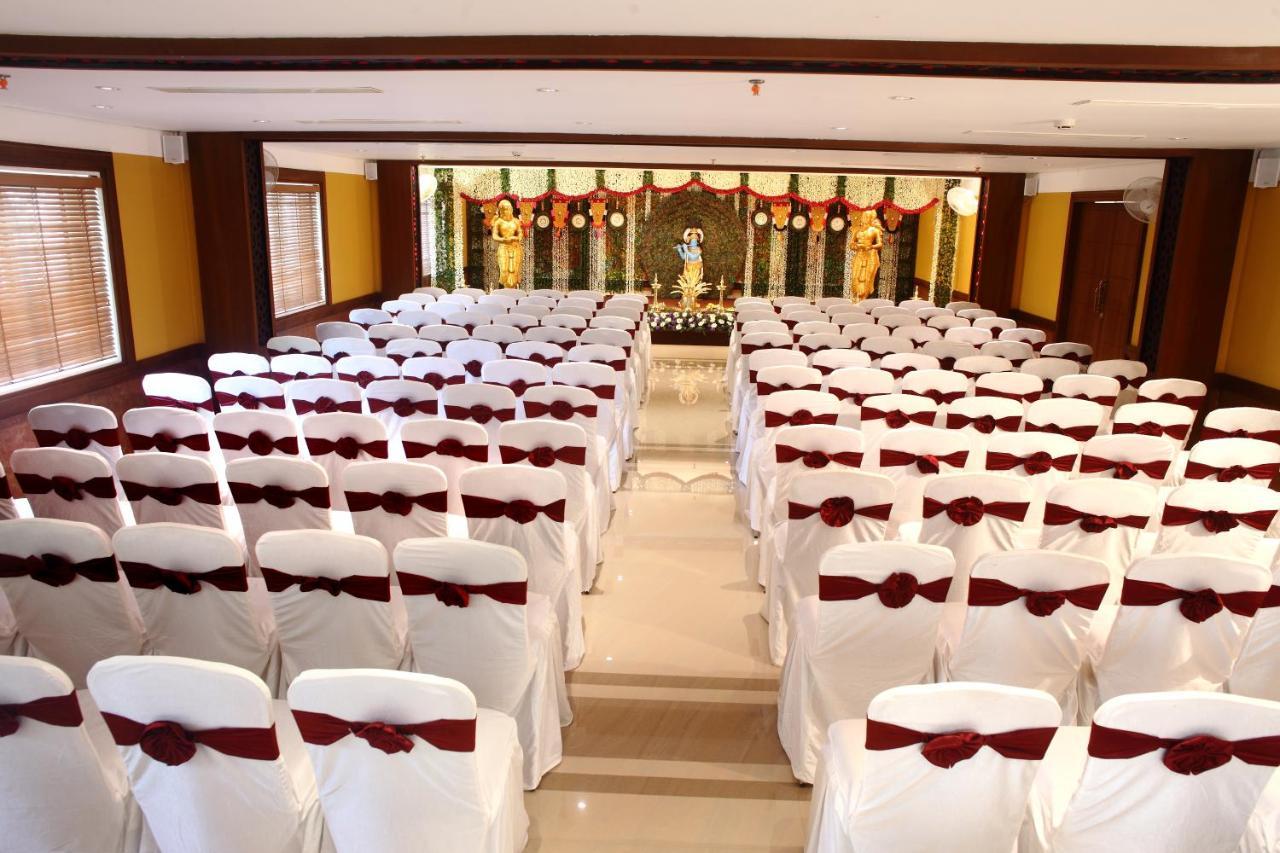 Vishnu Inn Ґуруваюр Екстер'єр фото