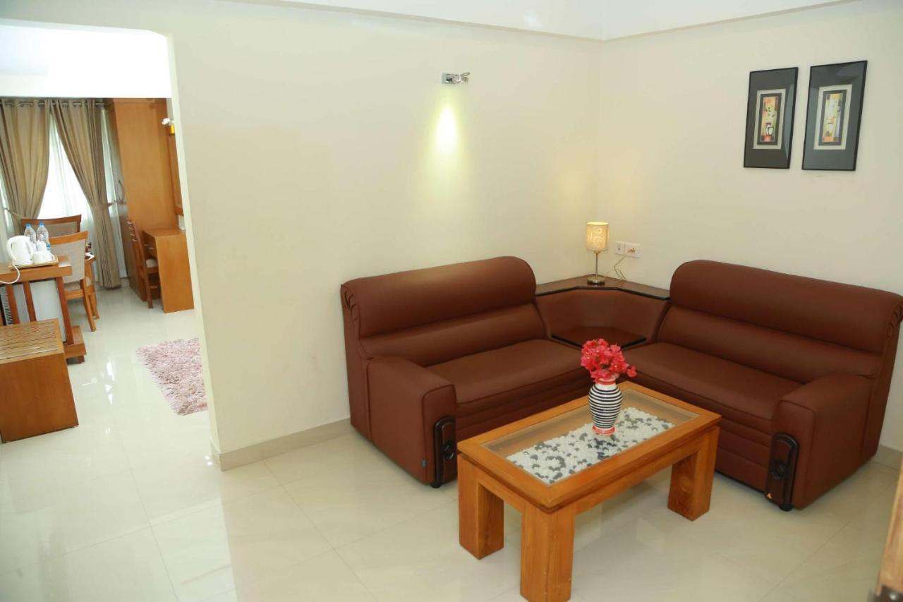 Vishnu Inn Ґуруваюр Екстер'єр фото